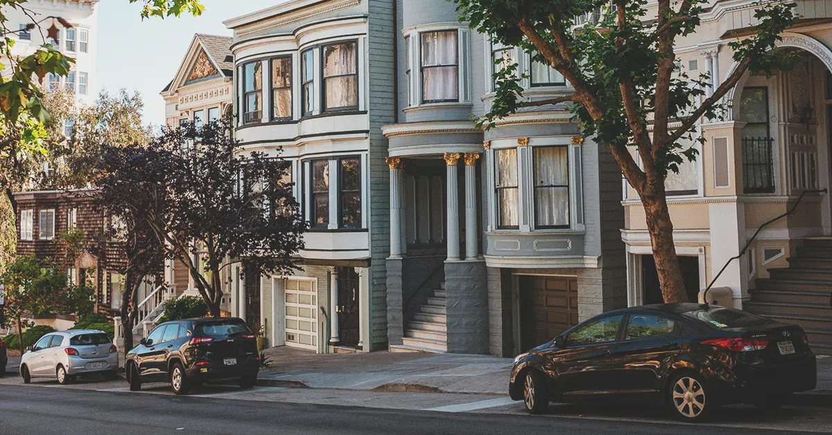 A row of houses in a neighborhood in San Francisco.